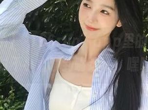 “166run”app里的瓜，跑步时不小心咬到嘴边了，嘿嘿