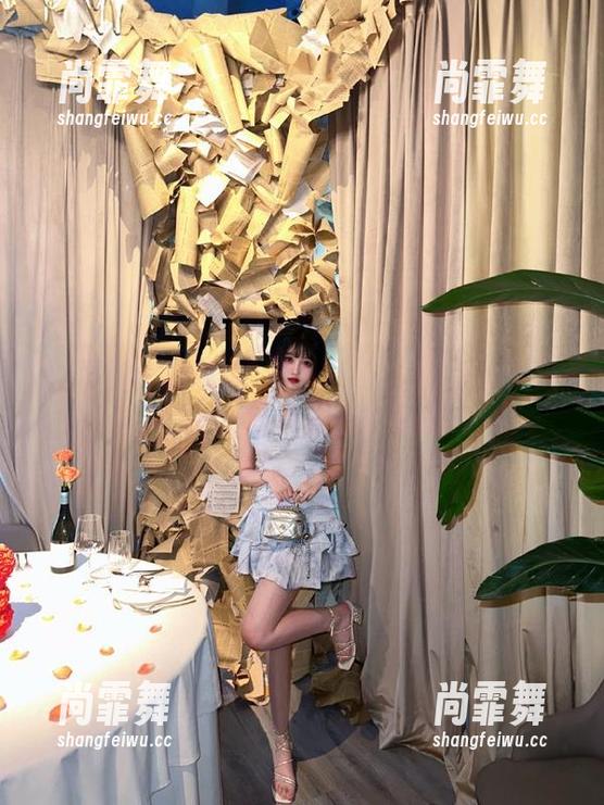 黑料来了！1970s蜜桃色app求生技能大公开