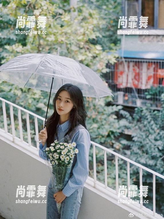 www..51的iOS界面，有点小调皮的味道哦