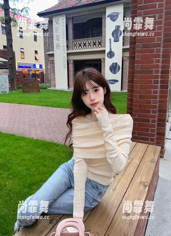 51cg这款app，入口真得跟外星人交通似的，我都快迷路了！