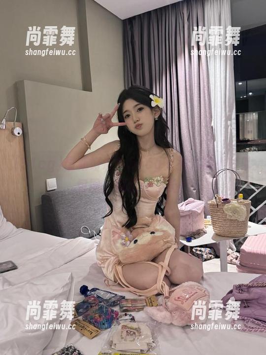 最新好料！51cg又被八卦小分队包围，瓜田长不长？