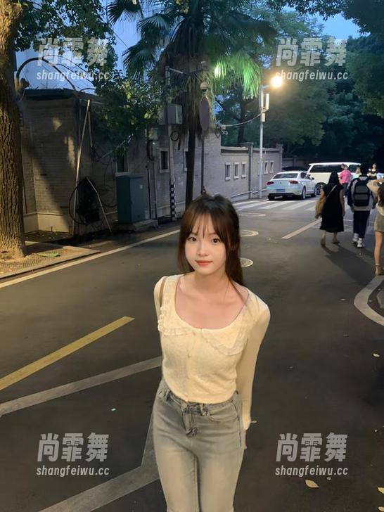 51cg 在www.51cg的网址上,瓜每一口都能有无限乐趣!