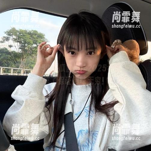 51吃瓜官网：2025年的热瓜，吃了保证回味无穷！