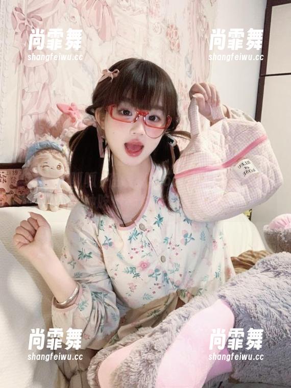 51爆料呱呱 在线感受51爆料呱呱wiwi,各种吃瓜神技能逐渐升级!