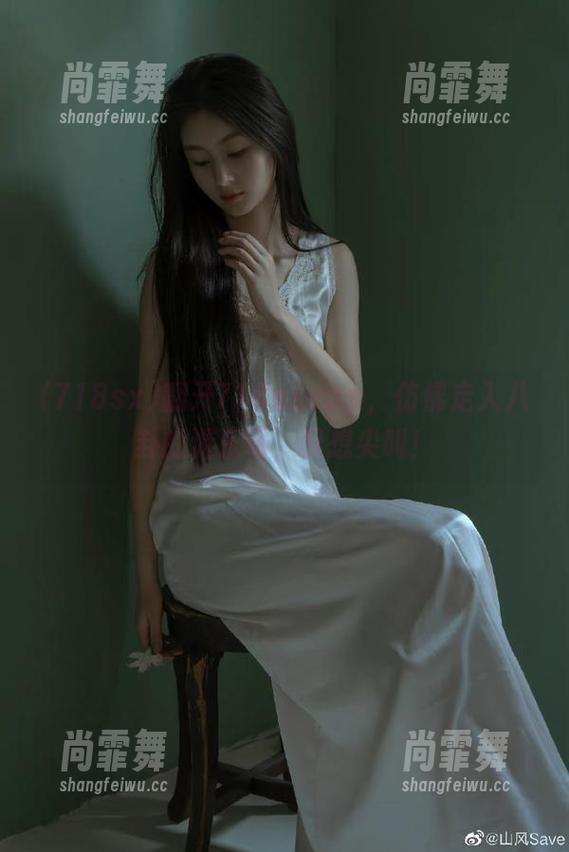 翻开718sxapp，仿佛走入八卦的游乐场，只想尖叫！