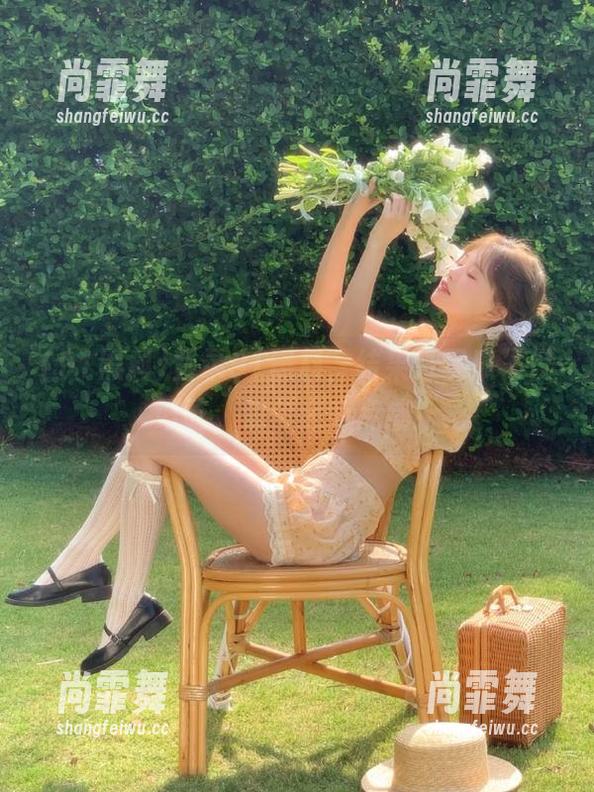 登录91黑料，结果发现瓜不仅好吃，偶尔还有点咸！