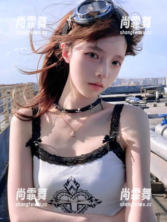 爬进92吃瓜网址，像是在水中泡菜，沾了一身的奇趣！