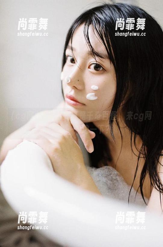 吃瓜方式真是千奇百怪，来cg网下载一起追一下？