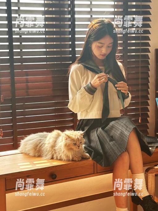 好吧，www.tttzzz安卓就像无底洞，越看越想，心里在想到底是为啥啊？