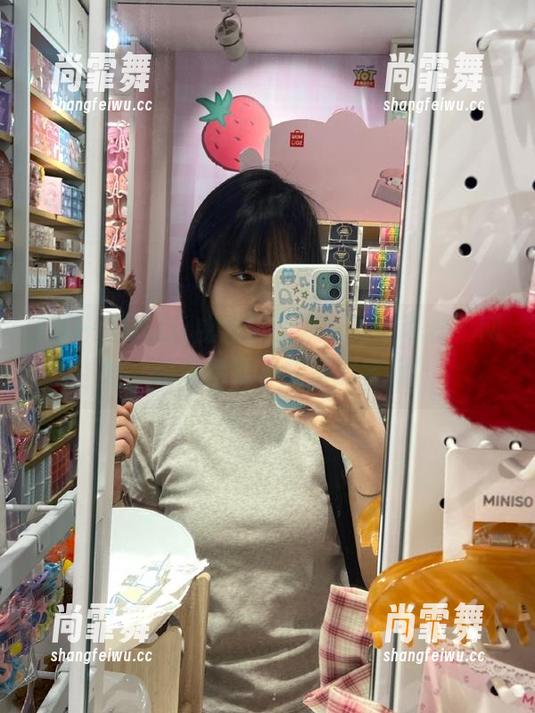 从此我爱上了“五一黑料”网站，仿佛捡到了灾难的宝藏！