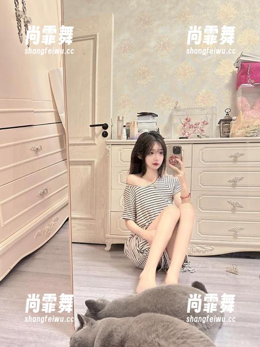 冲哥黑料精选苹果版：这回2025里的冲哥，真的把“尴尬”两字无限放大！
