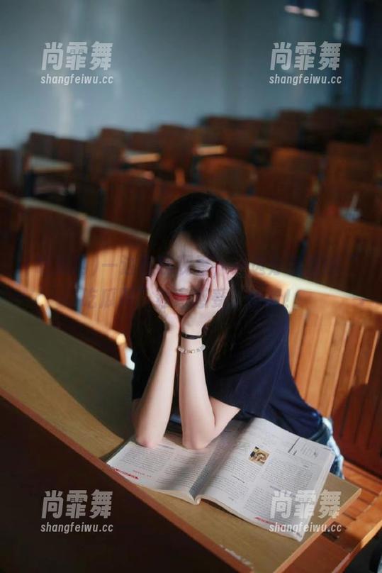 一边在线观看，一边分享我的“吃瓜网”独家感受，哈哈！