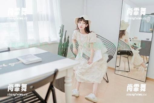 这年头，“吃瓜网站”才是我的快乐源泉，在线看爆料，套路太深了！