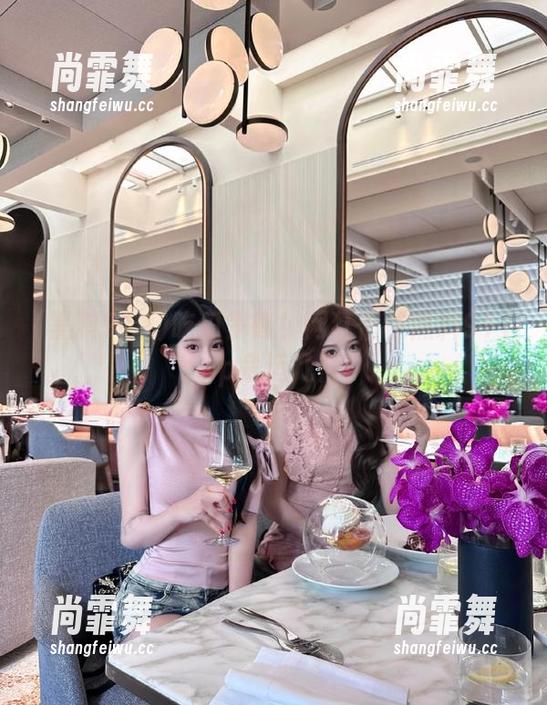 吃瓜争锋！网红们在黑料911app命运几何！