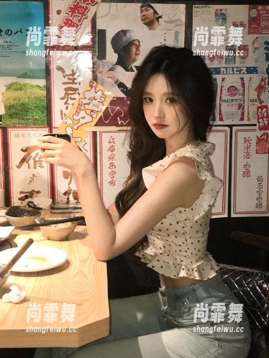 准备好你的爆米花，黑料不打烊万里长征篇app最新瓜大放送，不吃可惜了！