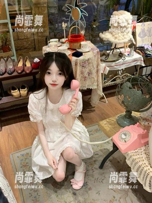 黑料不打烊tttzzz苹果版，一键解锁八卦入口，全民修炼中！