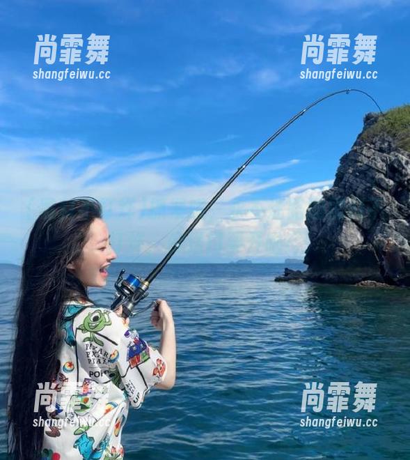 抓紧哦，永不迷路的黑料不打烊，传送门要开啦！