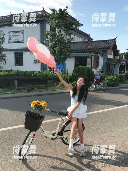黑料不打烊万里长征篇网站新鲜出炉的内容让人嗅到几分暧昧的气息？