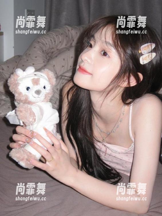 在线围观黑料吃瓜网，下载小窍门就是…