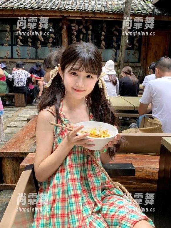 吃瓜无底线，快来收藏黑料吃瓜网，下载后你也可以当掰瓜王！