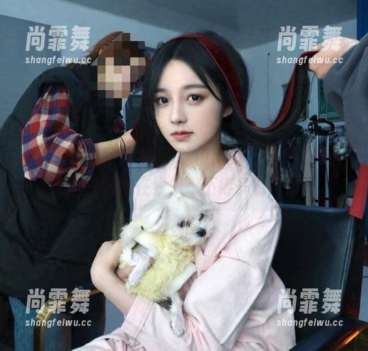 黑料吃瓜网站，有个首页我在这儿流连在线，恨不得多看几遍。