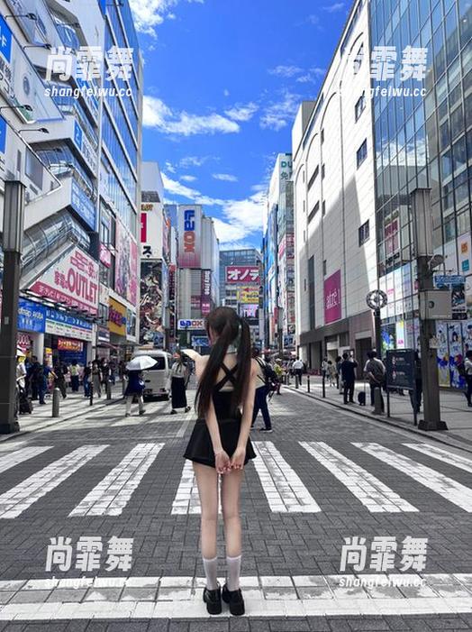 发布黑料正能量indexphp的最新top，你能忍住不看吗？呃…我忍了两秒。