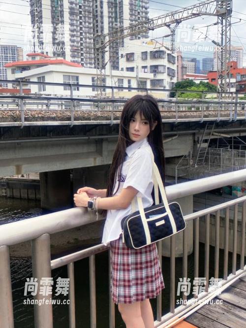 下载黑料社，带你获取永久正能量，一切都那么妙！