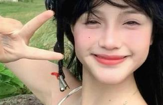关注黑料社app，轻松点击，永不迷路的吃瓜旅程，妥妥的全程“美味”关注！