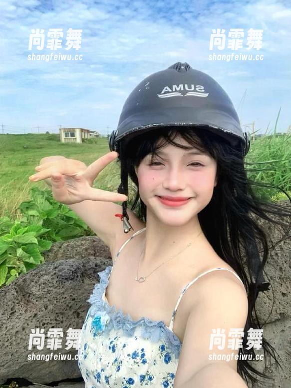 关注黑料社app，轻松点击，永不迷路的吃瓜旅程，妥妥的全程“美味”关注！