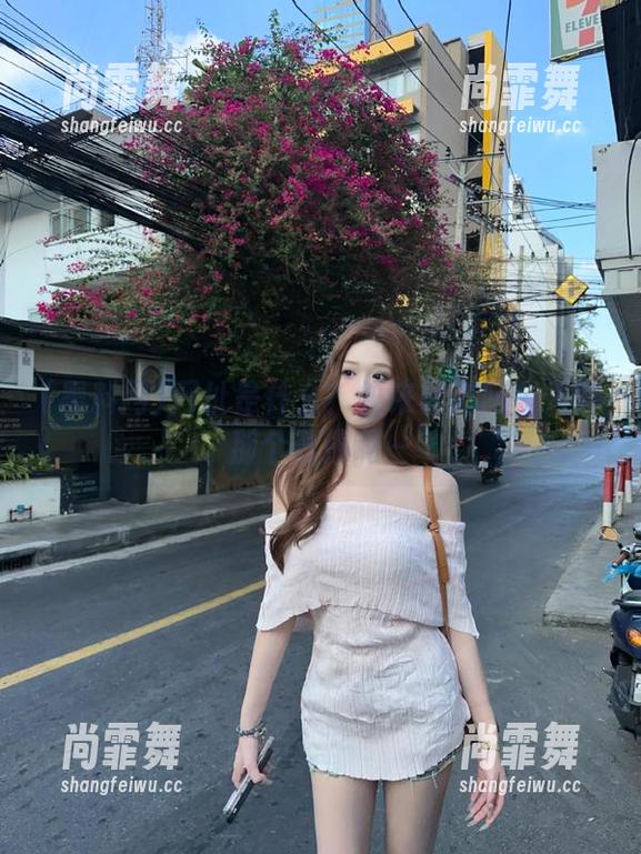 网址是什么？快来黑料网今天的那个劲爆啊～