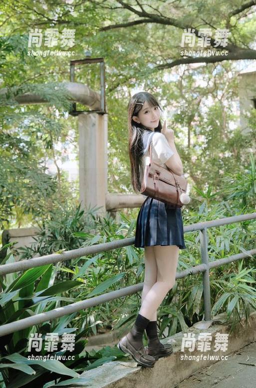 黑料网苹果版：今日黑料，总觉得我就是在追剧，剧情比生活精彩多了！