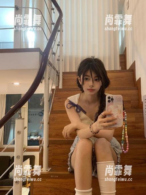 不用花钱也能变身吃瓜大咖，快来“黑料老司机”开挂吧！